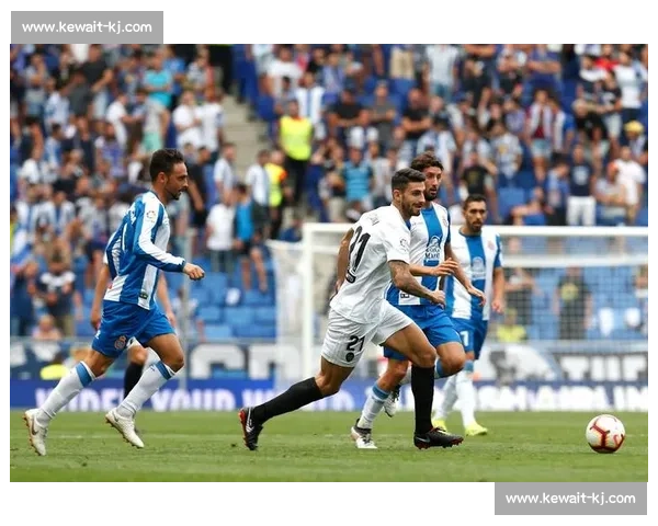 苏丹对阵南非焦点之战非洲足球格局再掀波澜强强对话引发球迷热议