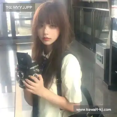 蒙炯芊